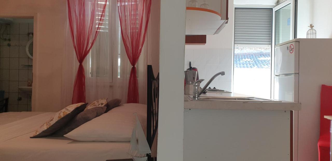 Apartments Dado สปลิท ภายนอก รูปภาพ