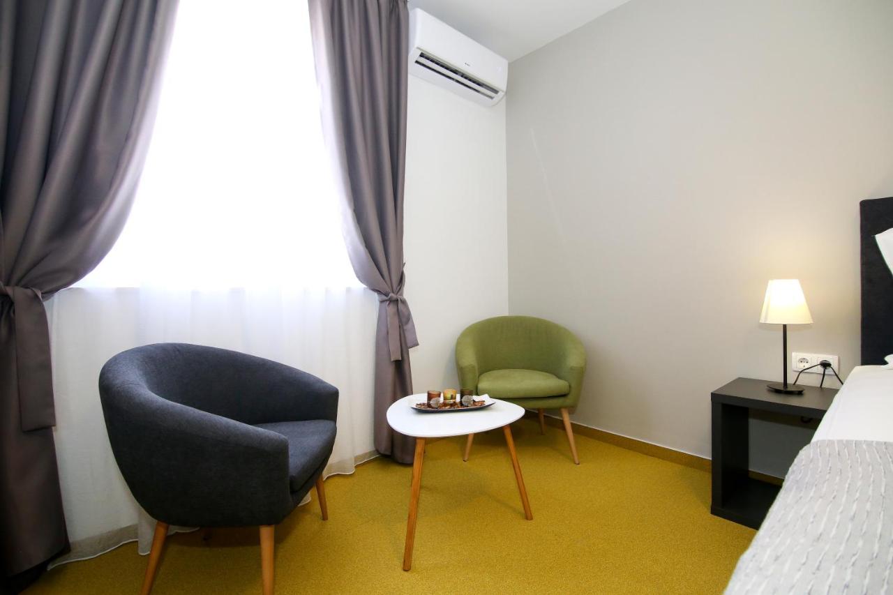Apartments Dado สปลิท ภายนอก รูปภาพ