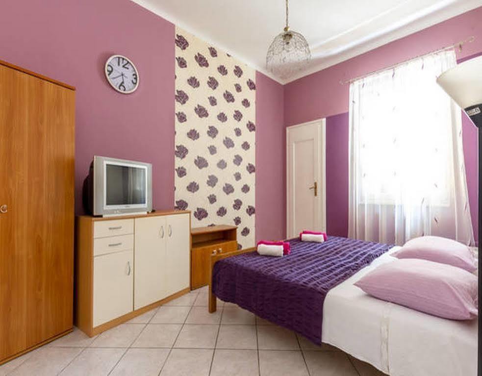 Apartments Dado สปลิท ภายนอก รูปภาพ